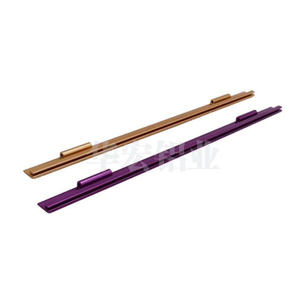 華宏鋁業(yè)鎮(zhèn)江散熱器介紹暖氣片規(guī)格型號(hào)參數(shù)